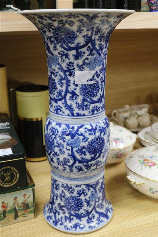 A Chinese blue and white vase 47cm